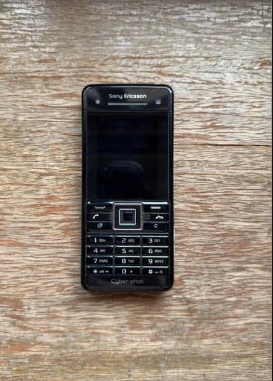 Sony Ericsson C902