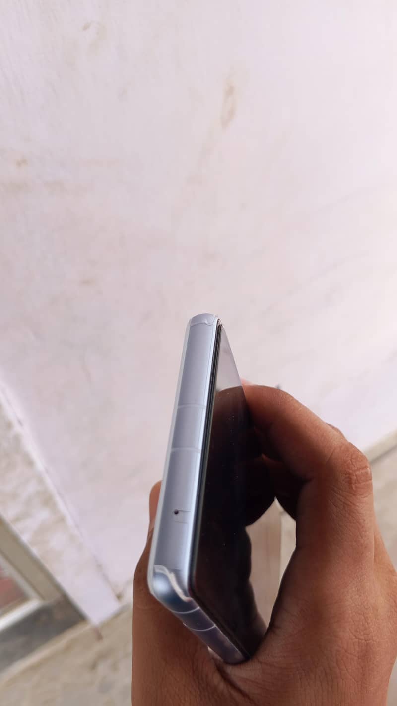 Google Pixel 7a 5