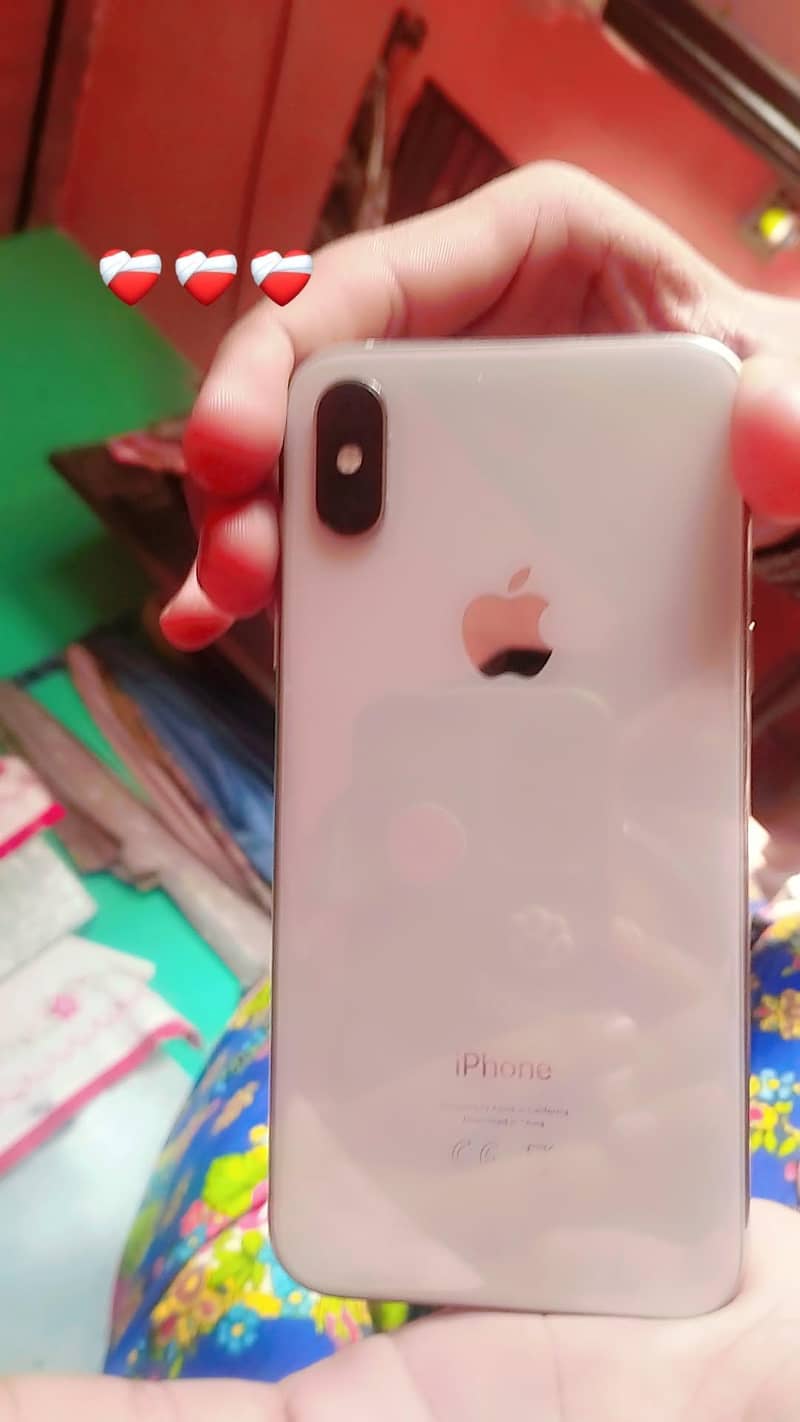 Apple iPhone X 4
