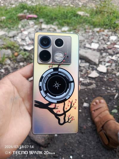 Infinix Note 40