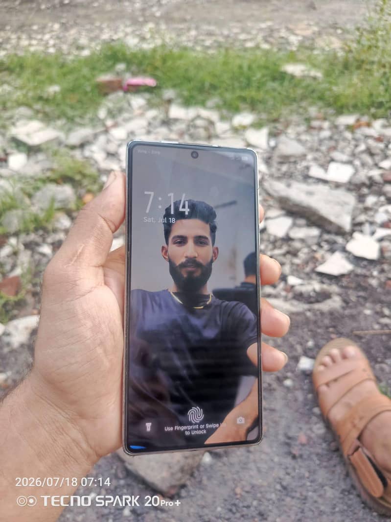 Infinix Note 40 5
