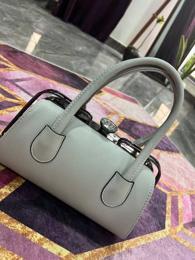 Quill brand new bag