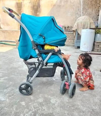 Pram in excellent condition