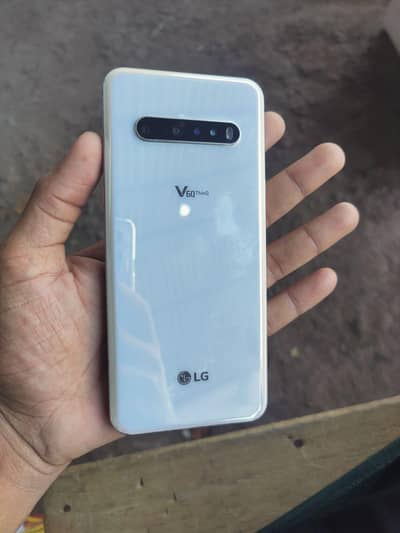 LG v60
