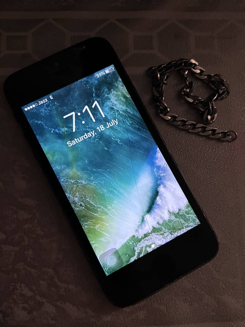 Apple iPhone 5 2