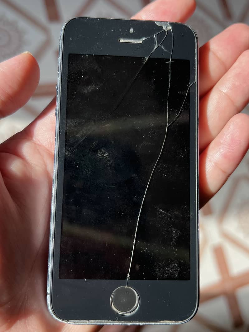 Apple iPhone 5 3
