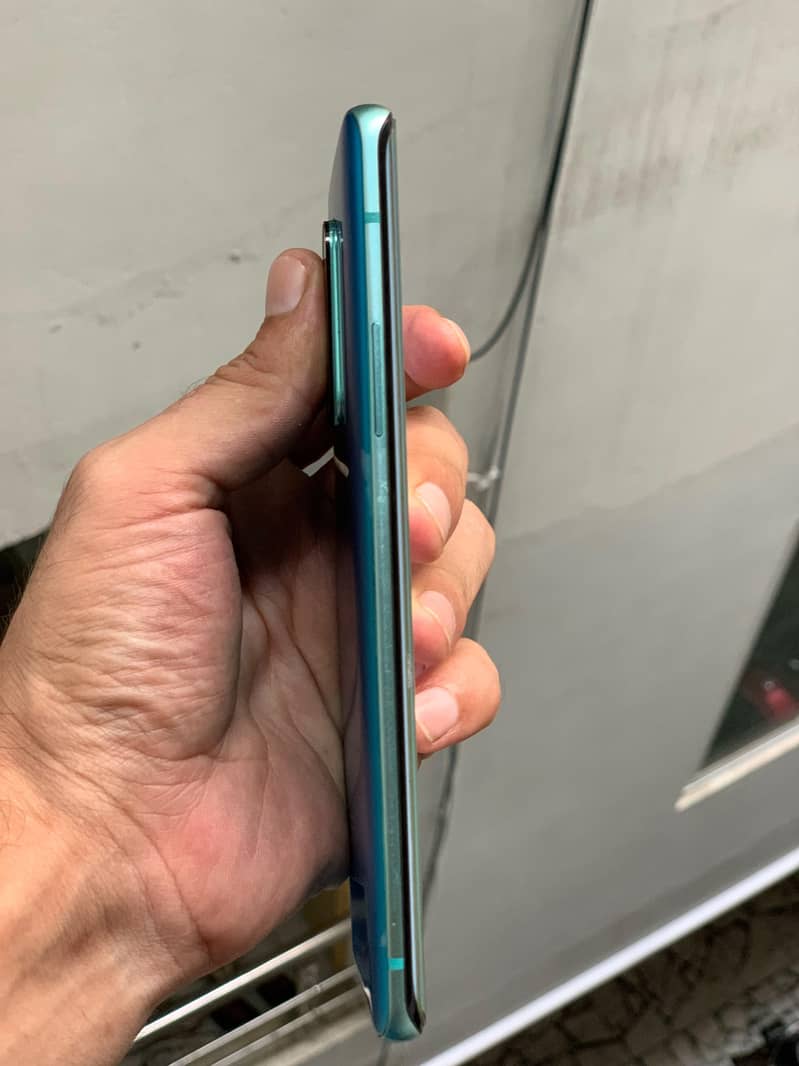 One Plus 8 Pro 7
