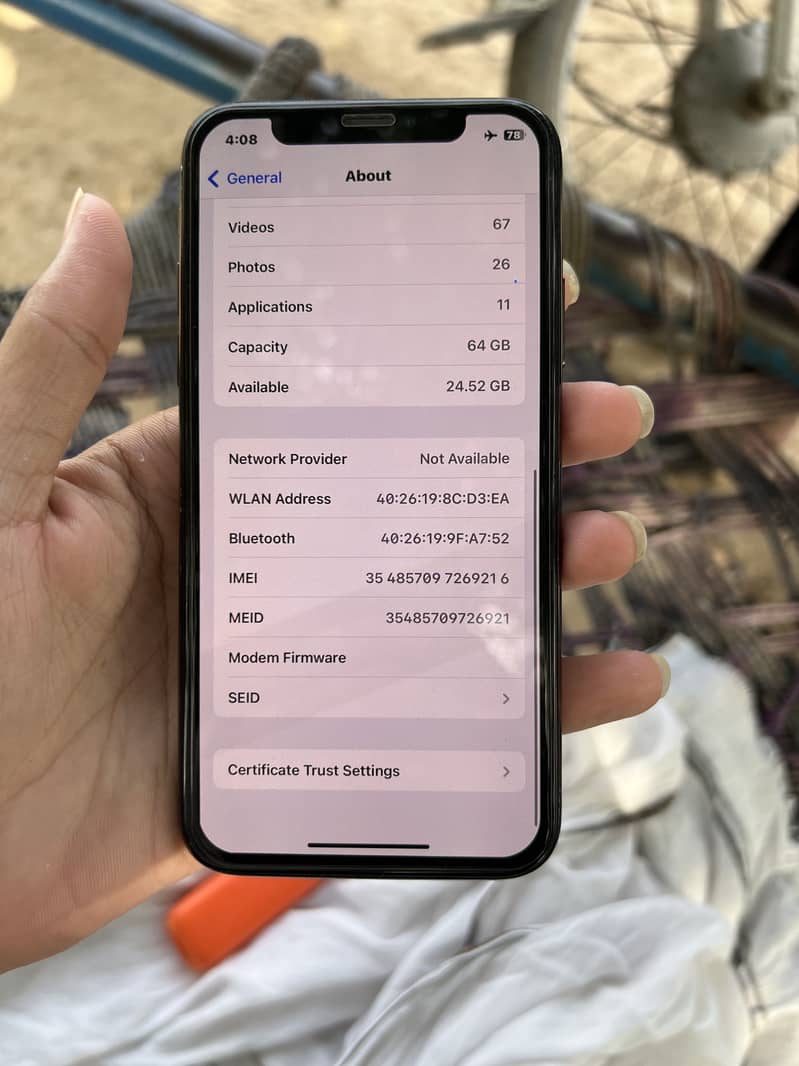 Apple iPhone X 3