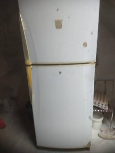 Dawlance full size fridge for sale