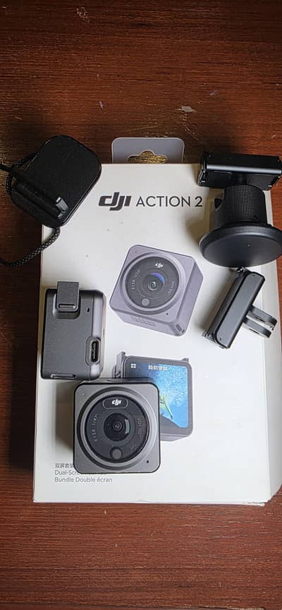 DJI Action 2 Dual-Screen Combo (32GB) + Premium Sunnylife Hard Case