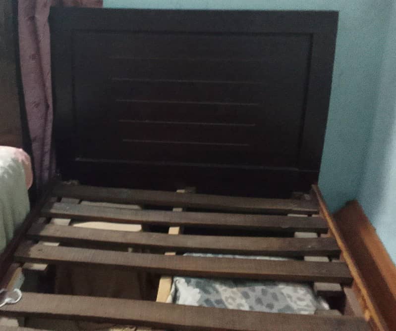 Single Bed 0