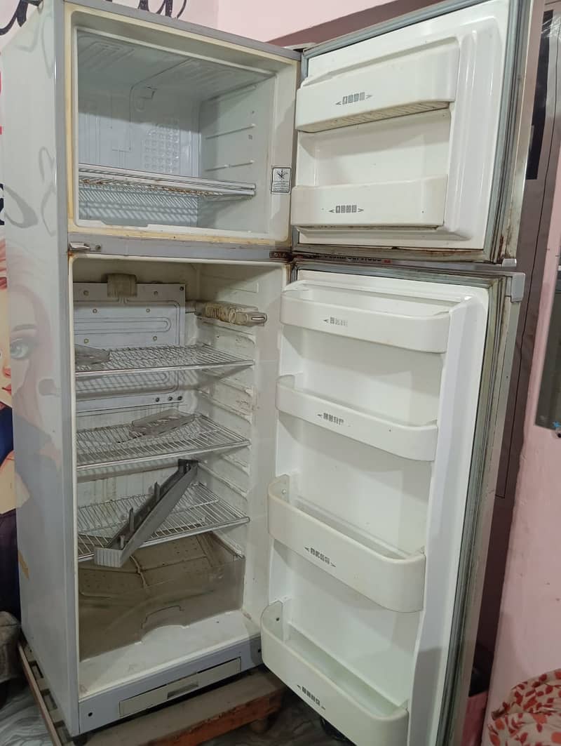 Dawlance Refrigerators 2