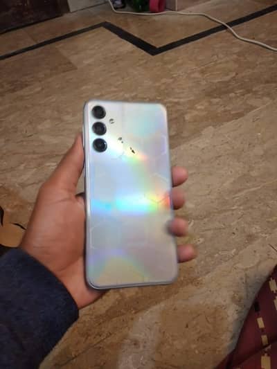 Samsung Mobile M34