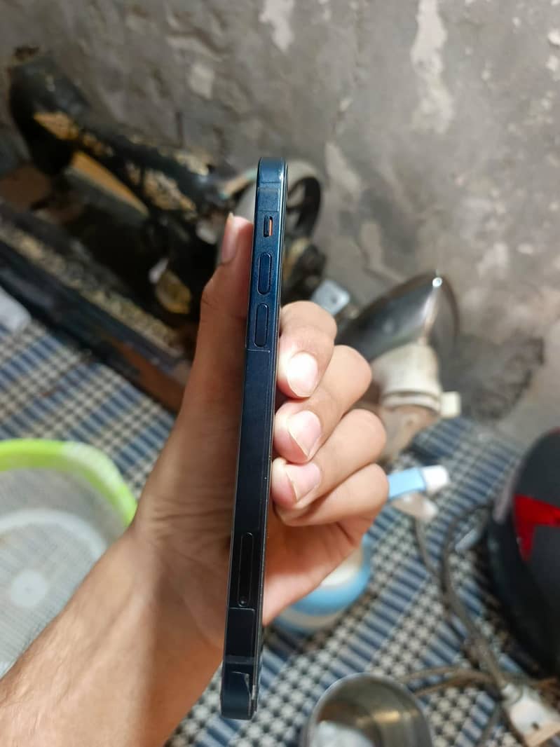 Apple iPhone 12 final 45 EUtool check 100% ha 1