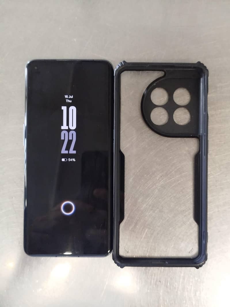 One Plus 11 4