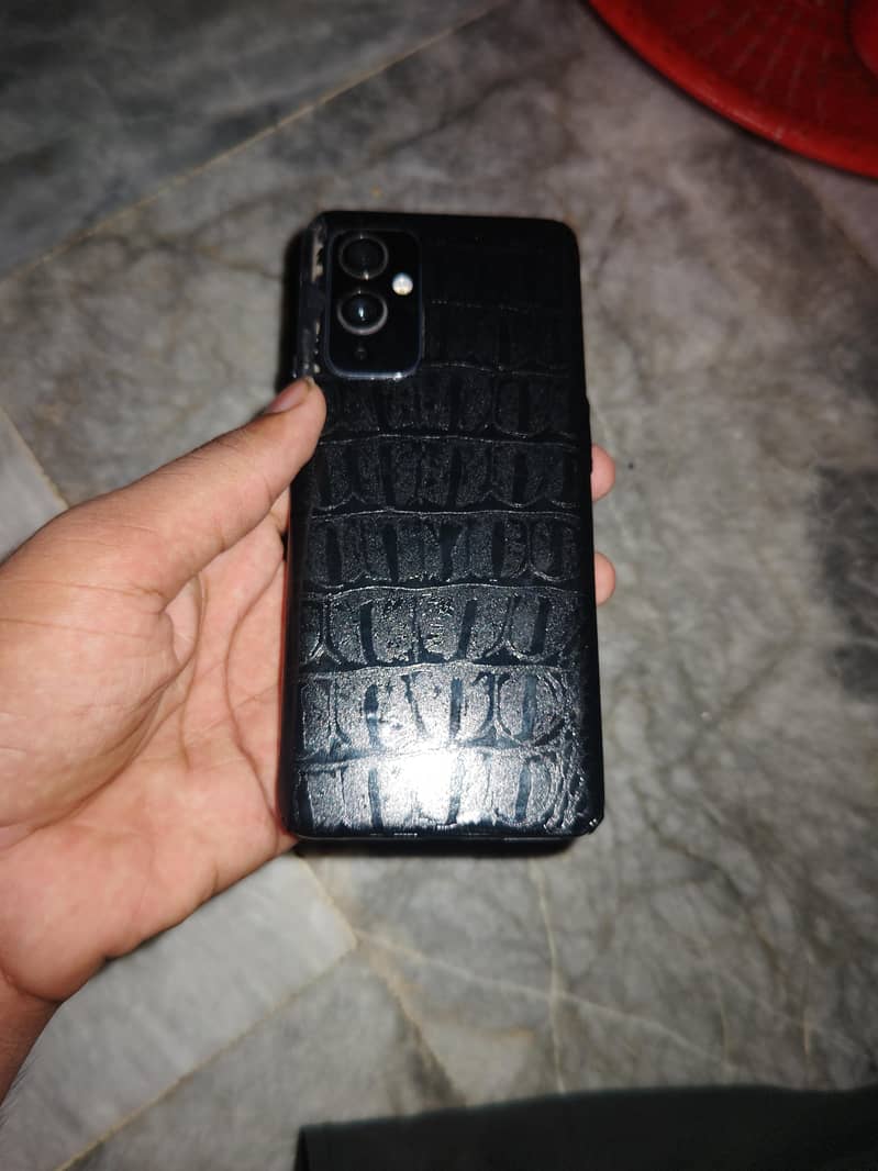 One Plus 9 4