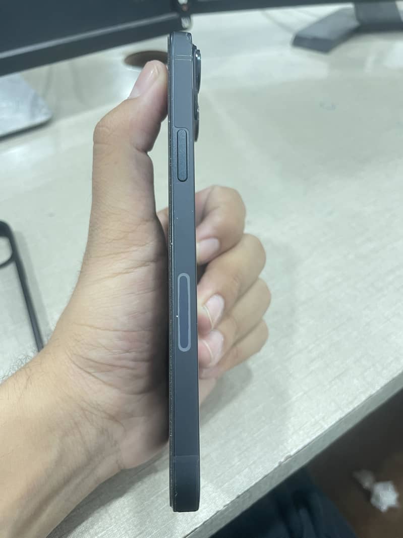 Apple iPhone 14 plus 2