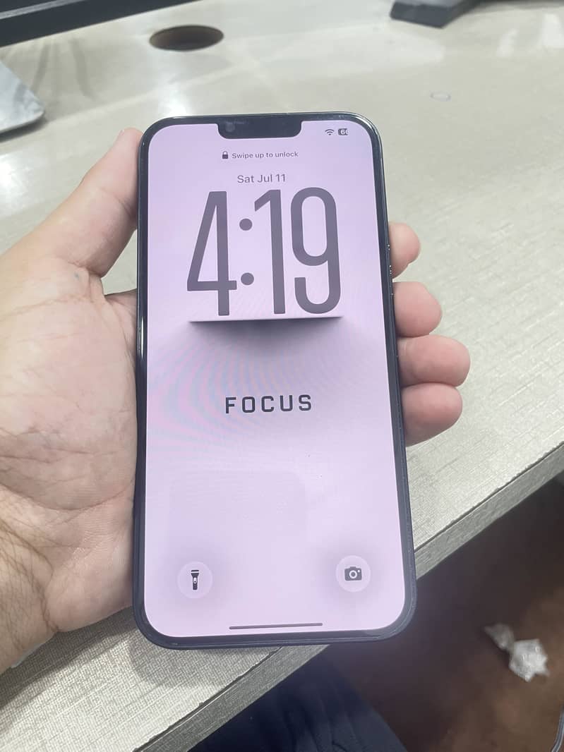 Apple iPhone 14 plus 3