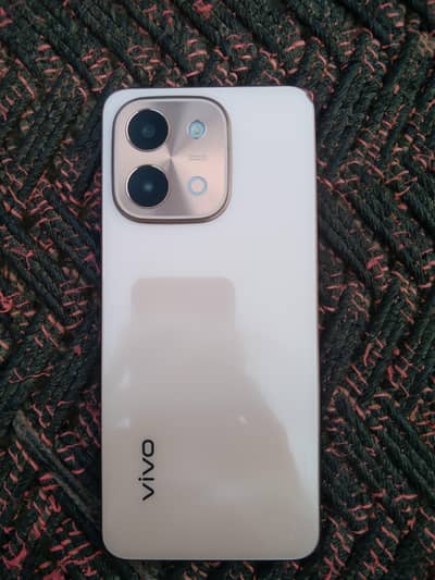 Vivo Y28