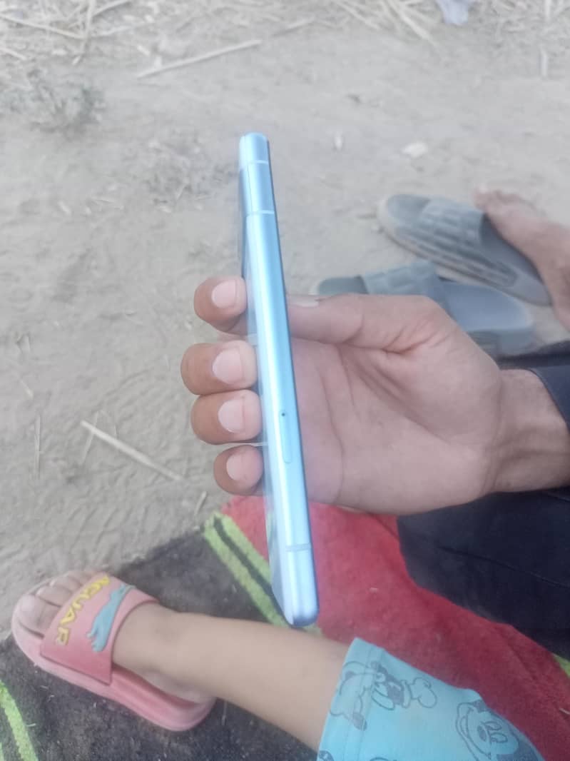 Google Pixel 7 4