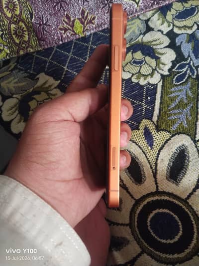 iPhone Xr convert 17 pro