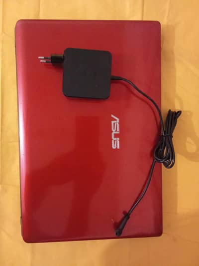 Asus gaming k55vd intel core i3 3rd Nvidia 2GB Graphics 6gb 320gb. .