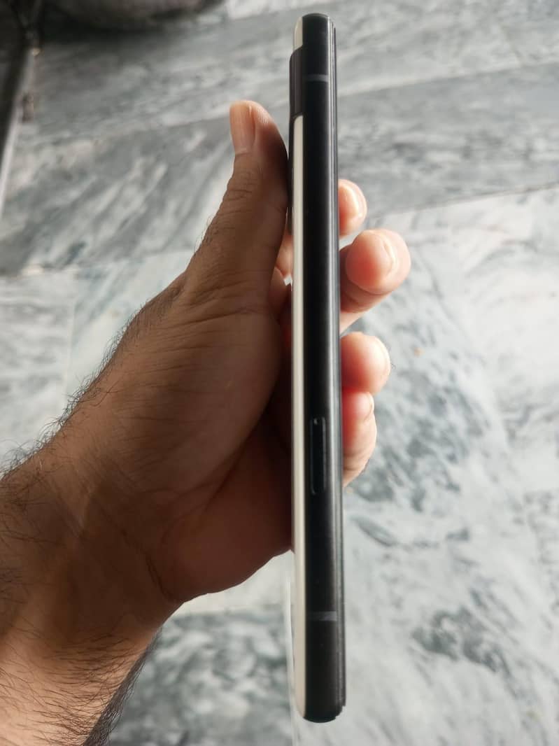 Google Pixel 6a 1