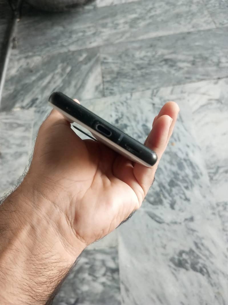 Google Pixel 6a 4