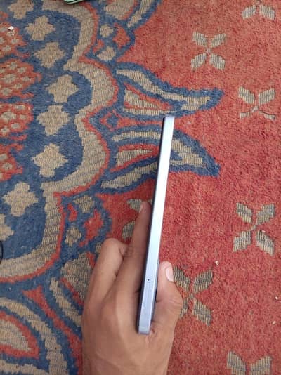 Zte Nubia V60 design