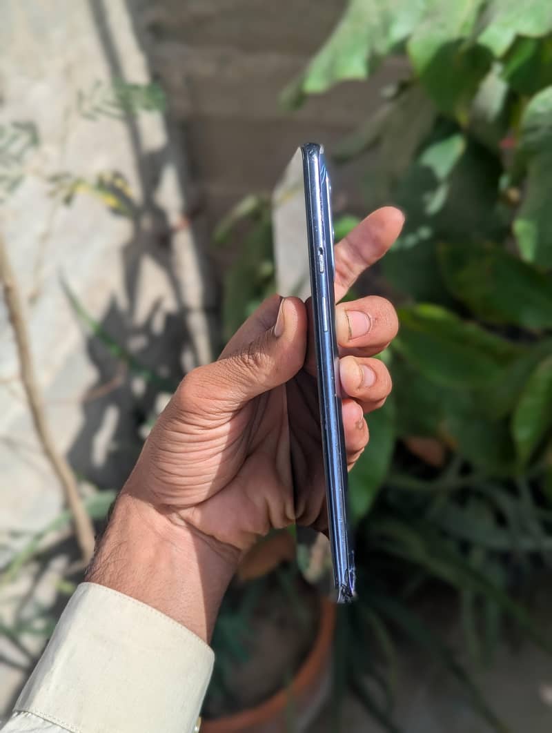 One Plus 9 4
