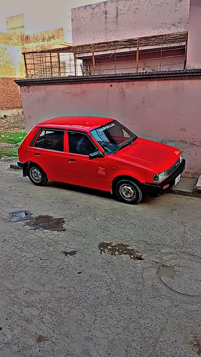 Car Daihatsu Charade 1985