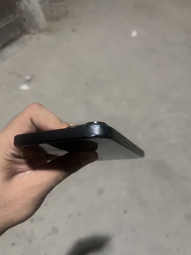 iPhone 15 plus 5