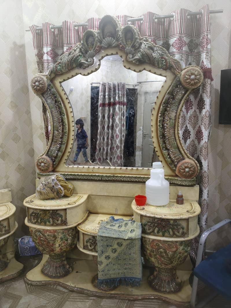 bed 2 side table dressing 2