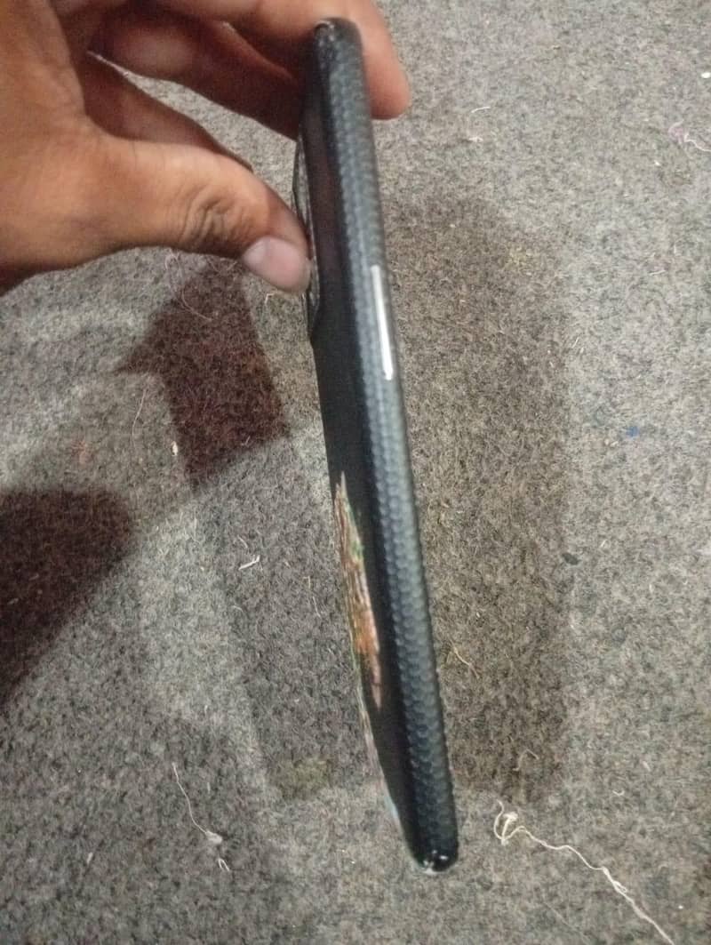 One Plus 10T 1