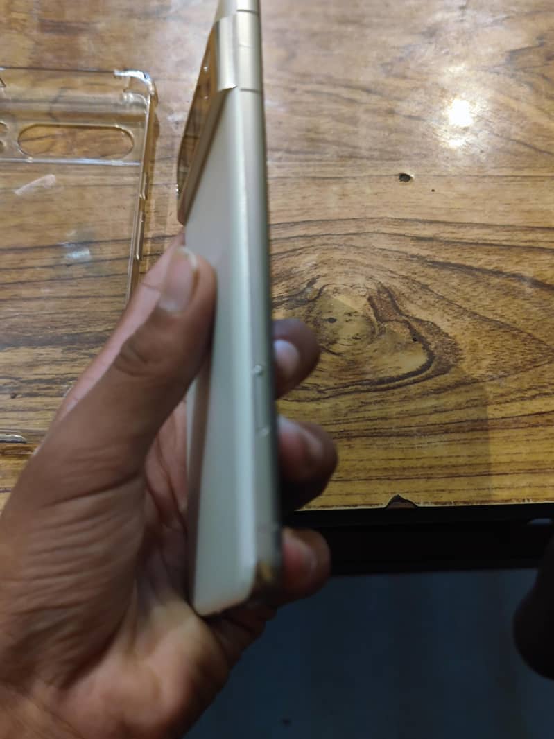 Google Pixel 8 Pro 5