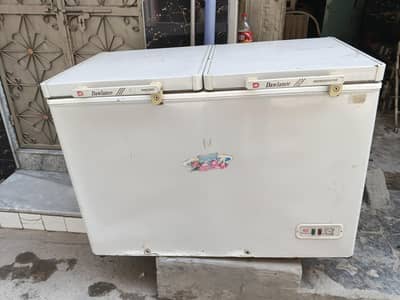 Dawlance freezer ok condition 10,8 condition