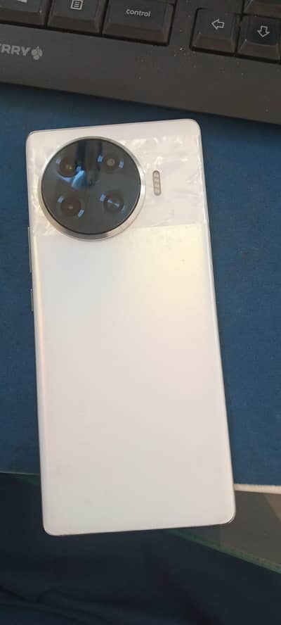 Tecno Spark 20 Pro Plus