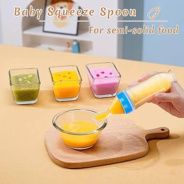 Infant Baby Silica Gel Bottle with a spoon newborn baby food supplement Rice Cereal Bottles Milk feeder