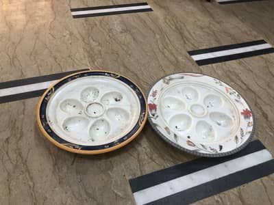 Eggs plates