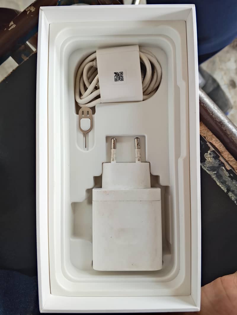 OPPO A6 0