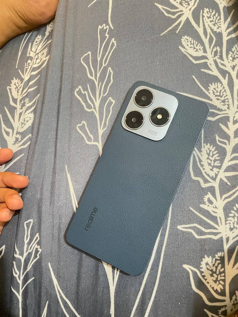Realme C63 5