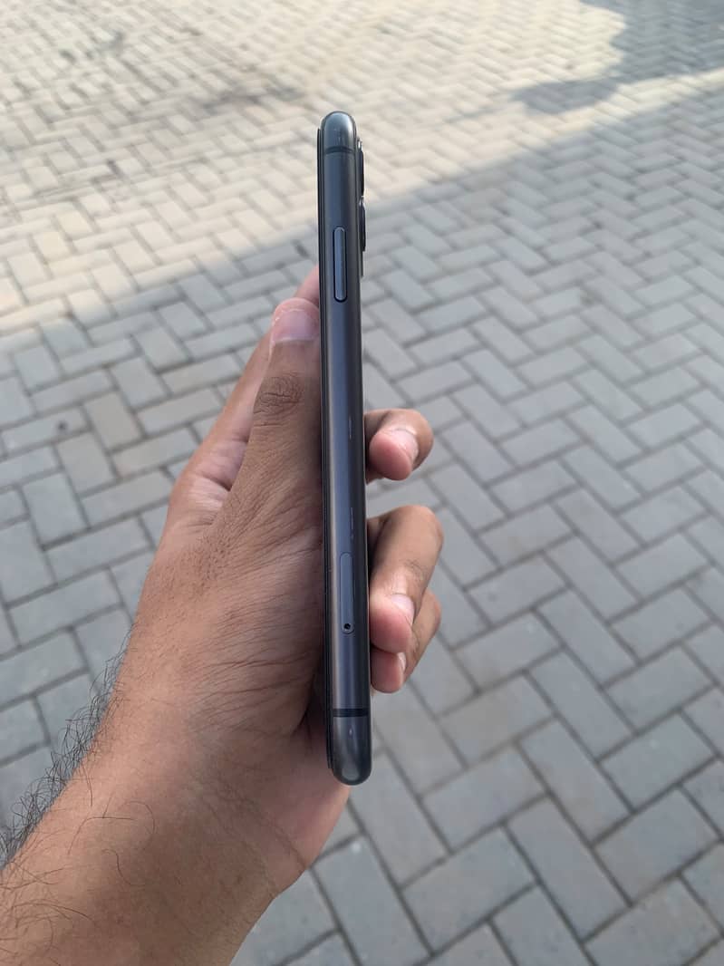 Apple iPhone 11 1