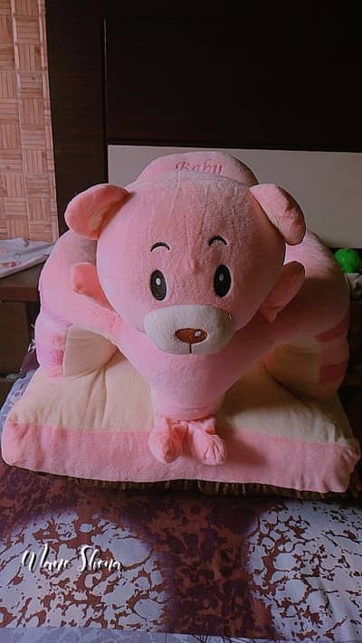 Baby foam sofa chair new hai bilkul use NH hui