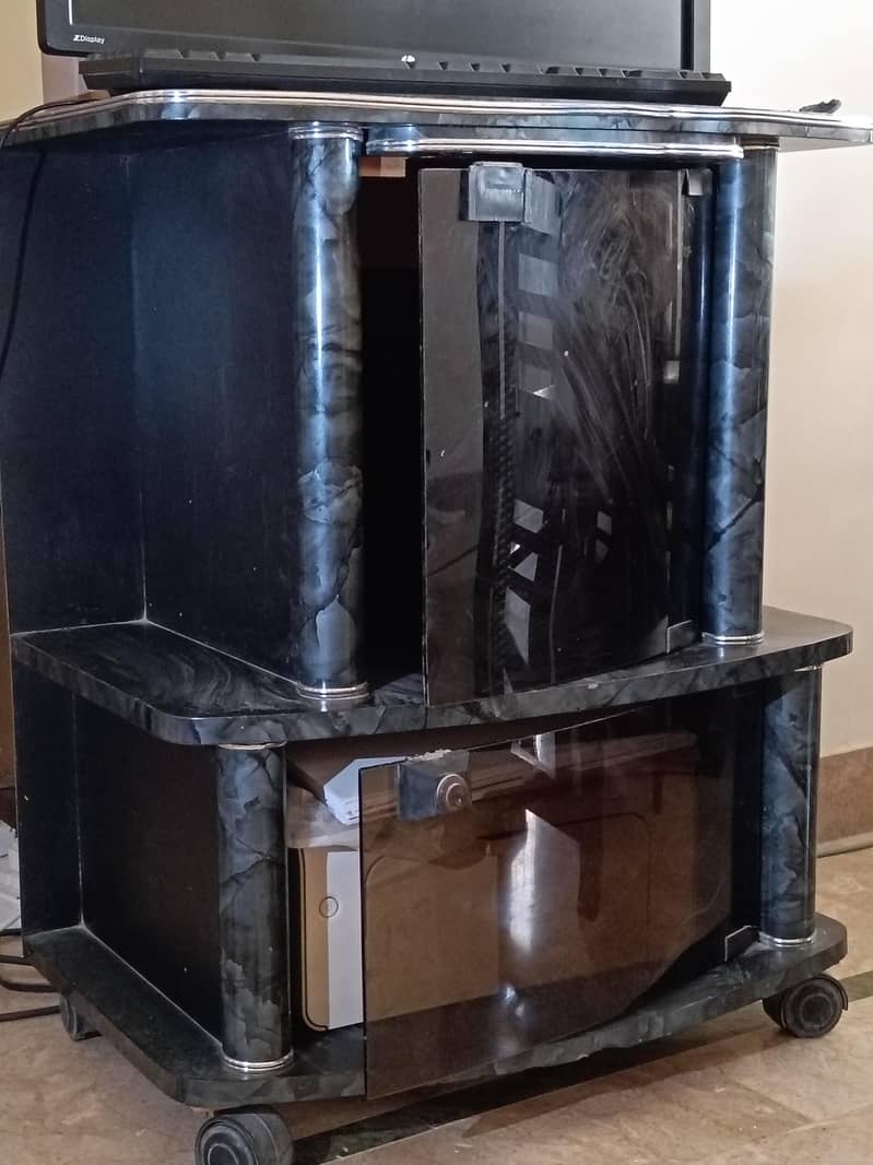 Computer/TV trolley 1