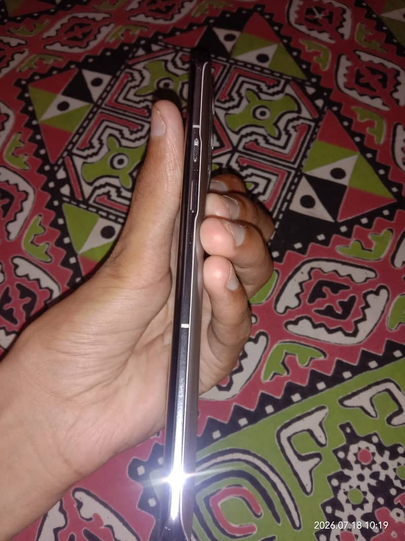 One Plus 9 Pro 4