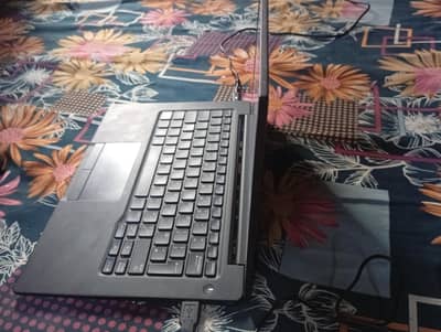 Dell Notebook 8GB 256GB SSD Premium Slim Ultrabook