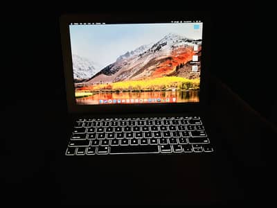 Apple MacBook Air 13" 2015 | Excellent Condition | 6-7 Hours Battery