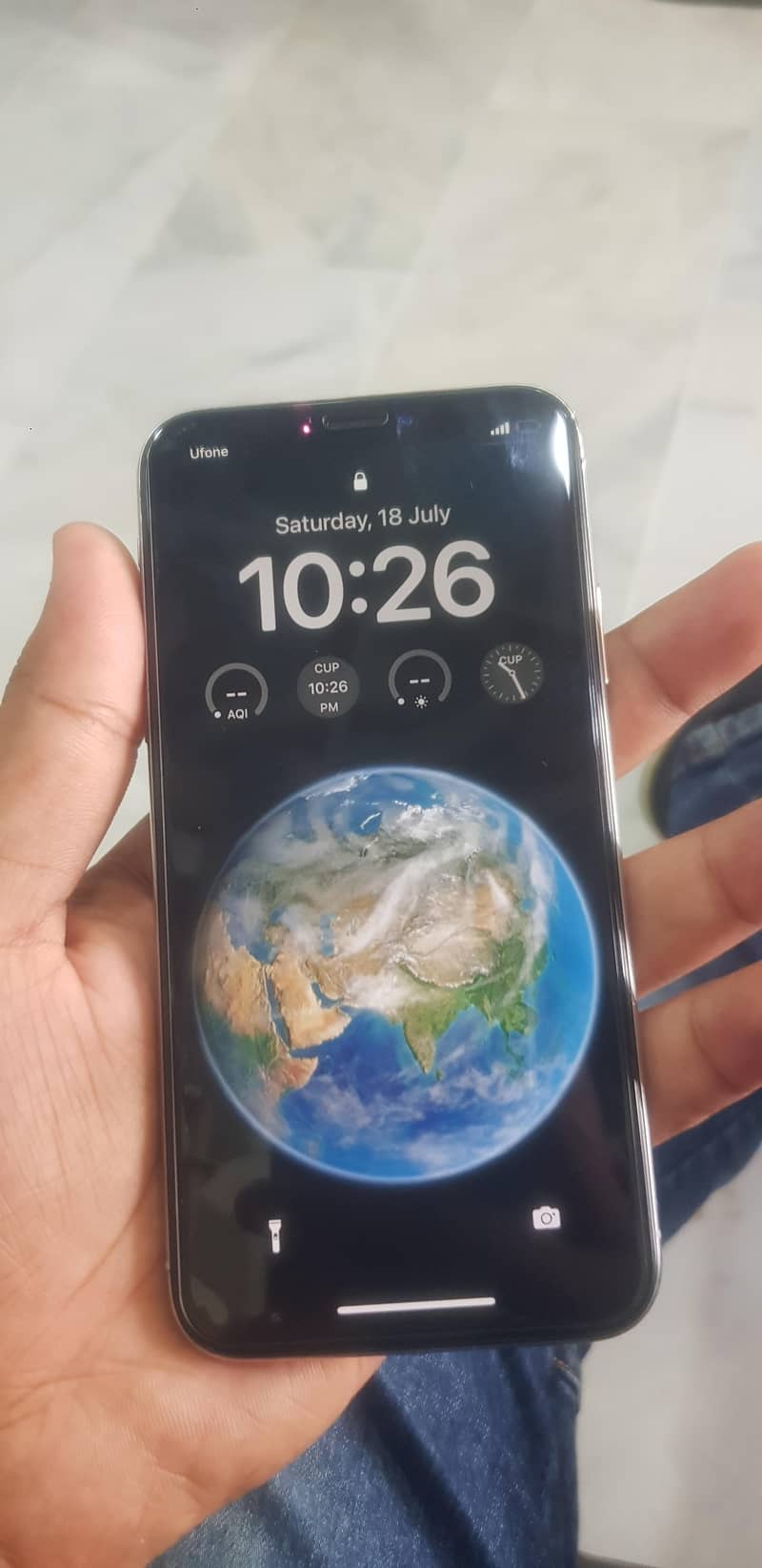 Apple iPhone X 3