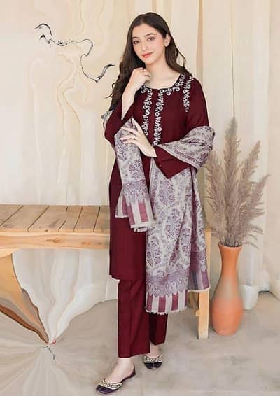 Women's 3-Piece Embroidered Lawn Suit with Chiffon Dupatta