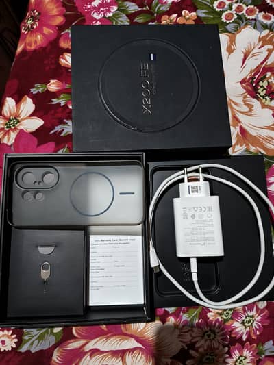 X200fe vivo 12gb 512 gb.